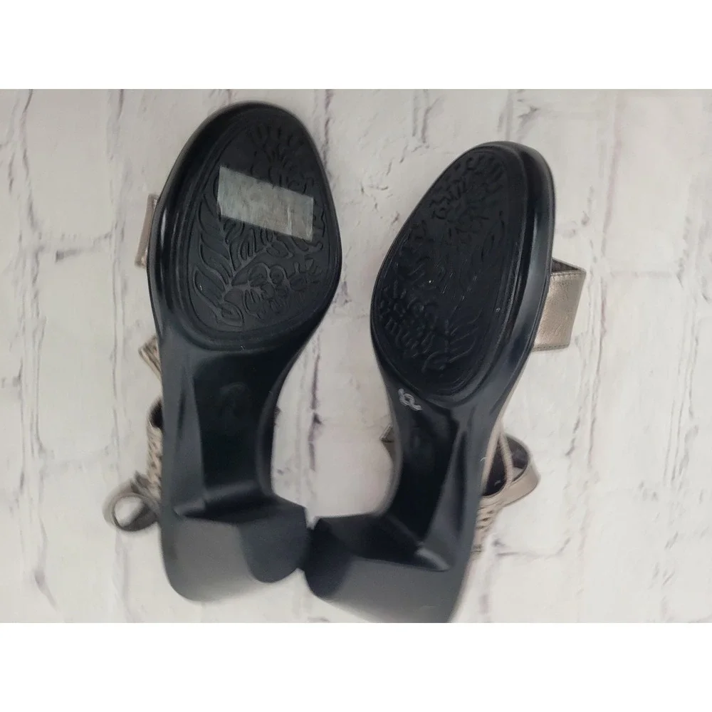 Eurosoft by Sofft Vania Pewter Metallic Laser Cut Wedge Sandals Womens 9.5 M